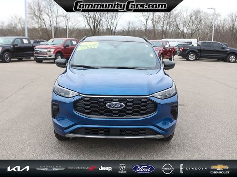 Used 2023 Ford Escape ST-Line w/ Tech Pack #1 image 9