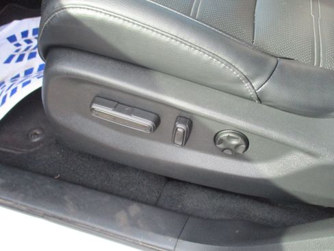 Certified 2019 Honda CR-V Touring image 17