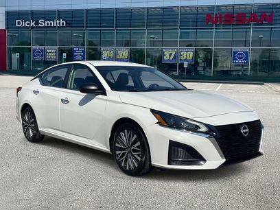 Used 2025 Nissan Altima 2.5 SV