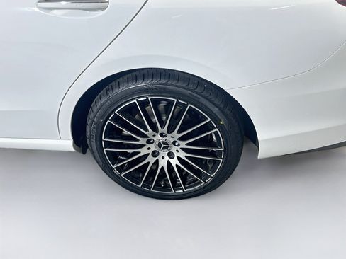 Used 2023 Mercedes-Benz C 300 Sedan w/ Exclusive Trim Package image 11