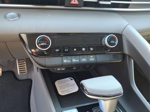 New 2026 Hyundai Elantra Sport FWD image 21