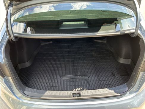 Used 2023 Toyota Corolla LE FWD image 31