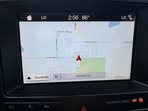 Used 2018 Ford Explorer Limited w/ Equipment Group 301A AWD/4WD image 6
