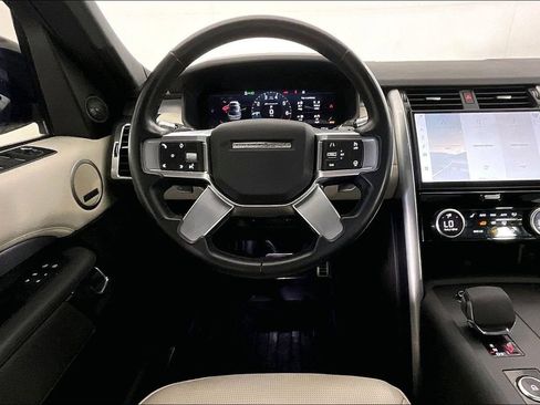 Used 2022 Land Rover Discovery S R-Dynamic AWD/4WD image 6