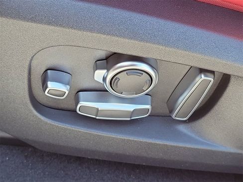 Used 2026 Jaguar F-PACE R-Dynamic S image 27