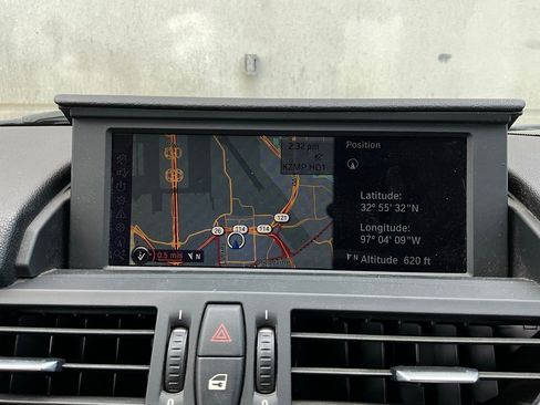 Used 2011 BMW Z4 sDrive30i image 34