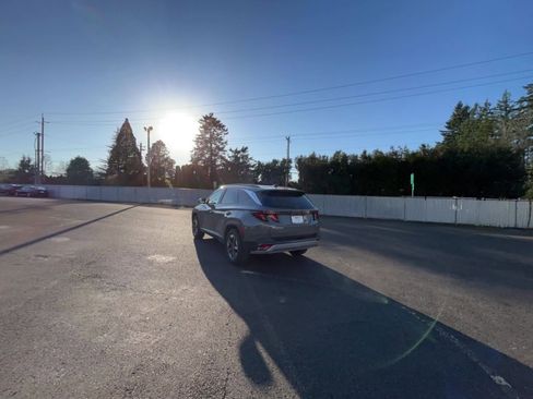 Used 2025 Hyundai Tucson SEL image 16