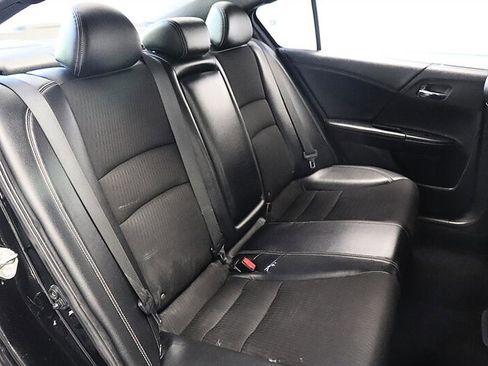 Used 2017 Honda Accord Sport image 15