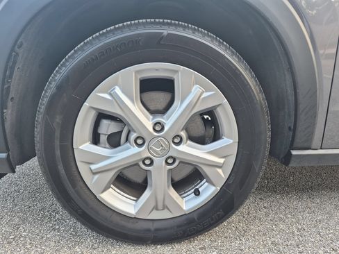 Certified 2025 Honda HR-V LX image 30