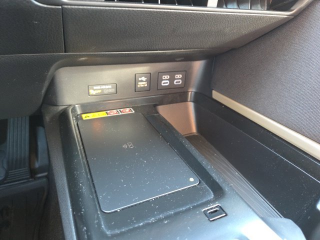 Used 2026 Toyota Camry LE FWD image 17
