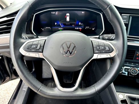 Certified 2024 Volkswagen Jetta SE FWD image 14
