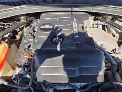 Used 2020 Chevrolet Camaro LT image 21