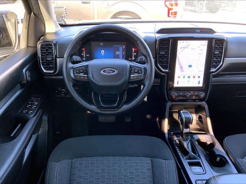 Used 2024 Ford Ranger XLT image 6