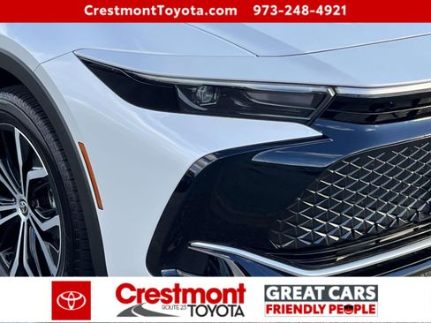 Certified 2026 Toyota Crown XLE image 7