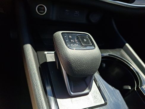 Certified 2023 Nissan Rogue SV w/ SV Premium B Package AWD/4WD image 19