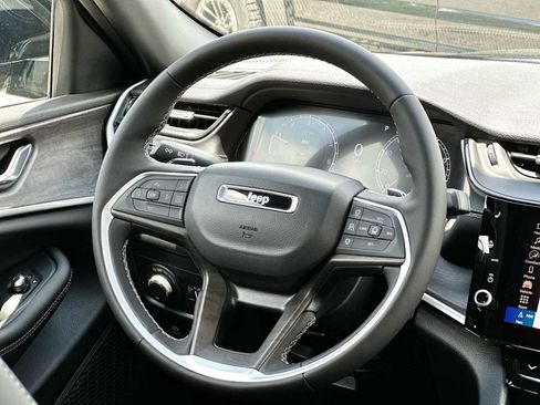 New 2026 Jeep Grand Cherokee Altitude RWD image 27