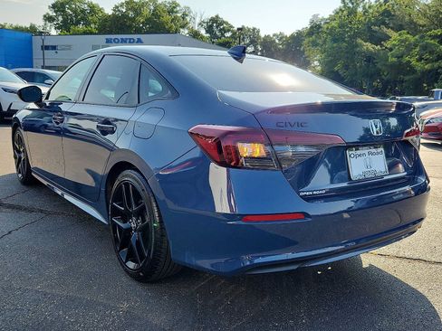 Certified 2026 Honda Civic Sport image 4