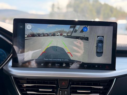 Used 2024 Ford Escape Platinum image 32