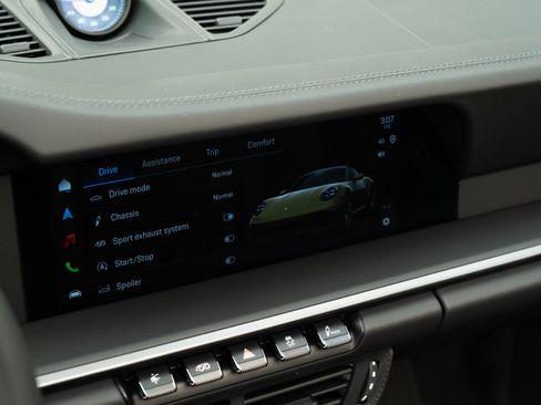 Certified 2026 Porsche 911 GTS image 31