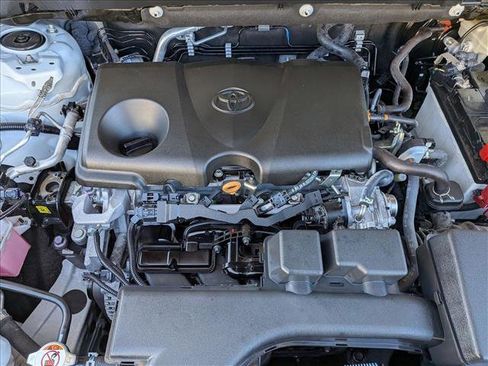 Used 2022 Toyota RAV4 XLE image 22