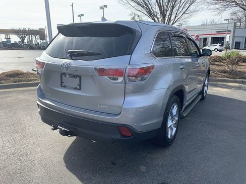Used 2016 Toyota Highlander Limited image 8