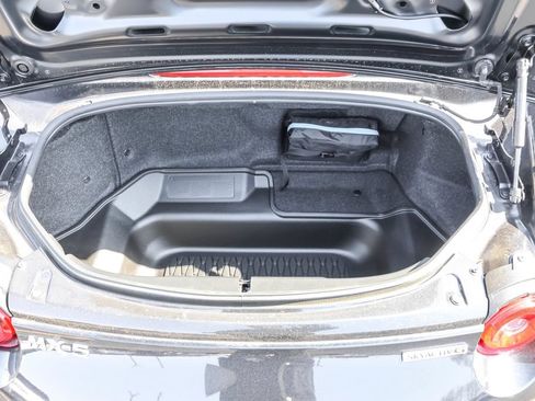 New 2026 MAZDA MX-5 Miata Club w/ Interior Package RWD image 35