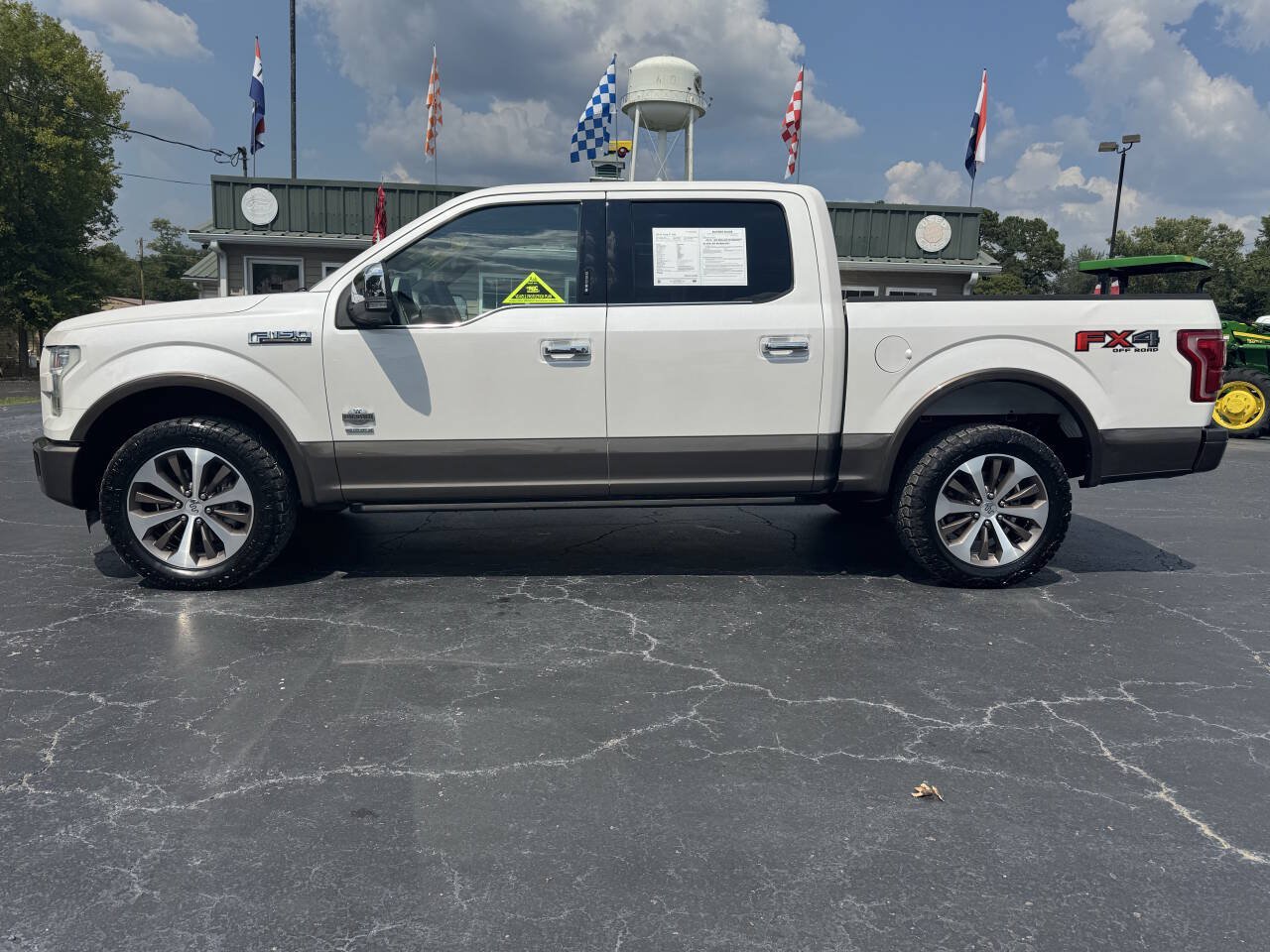 Used 2016 Ford F150 King Ranch w/ Equipment Group 601A Luxury AWD/4WD image 2