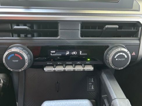 Used 2025 Toyota 4Runner SR5 AWD/4WD image 26