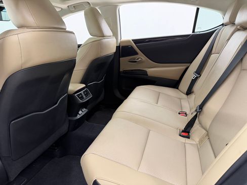 Used 2021 Lexus ES 300h w/ Premium Package FWD image 21