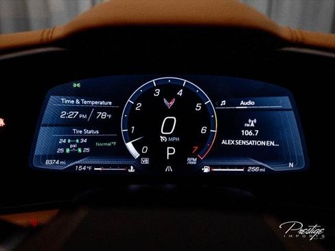 Used 2025 Chevrolet Corvette Stingray Premium Cpe w/ 3LT RWD image 44