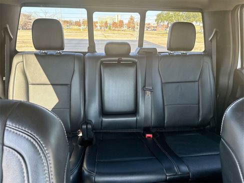 Used 2019 Ford F350 Lariat w/ Chrome Package image 33