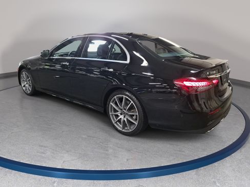 Used 2021 Mercedes-Benz E 350 4MATIC Sedan image 7