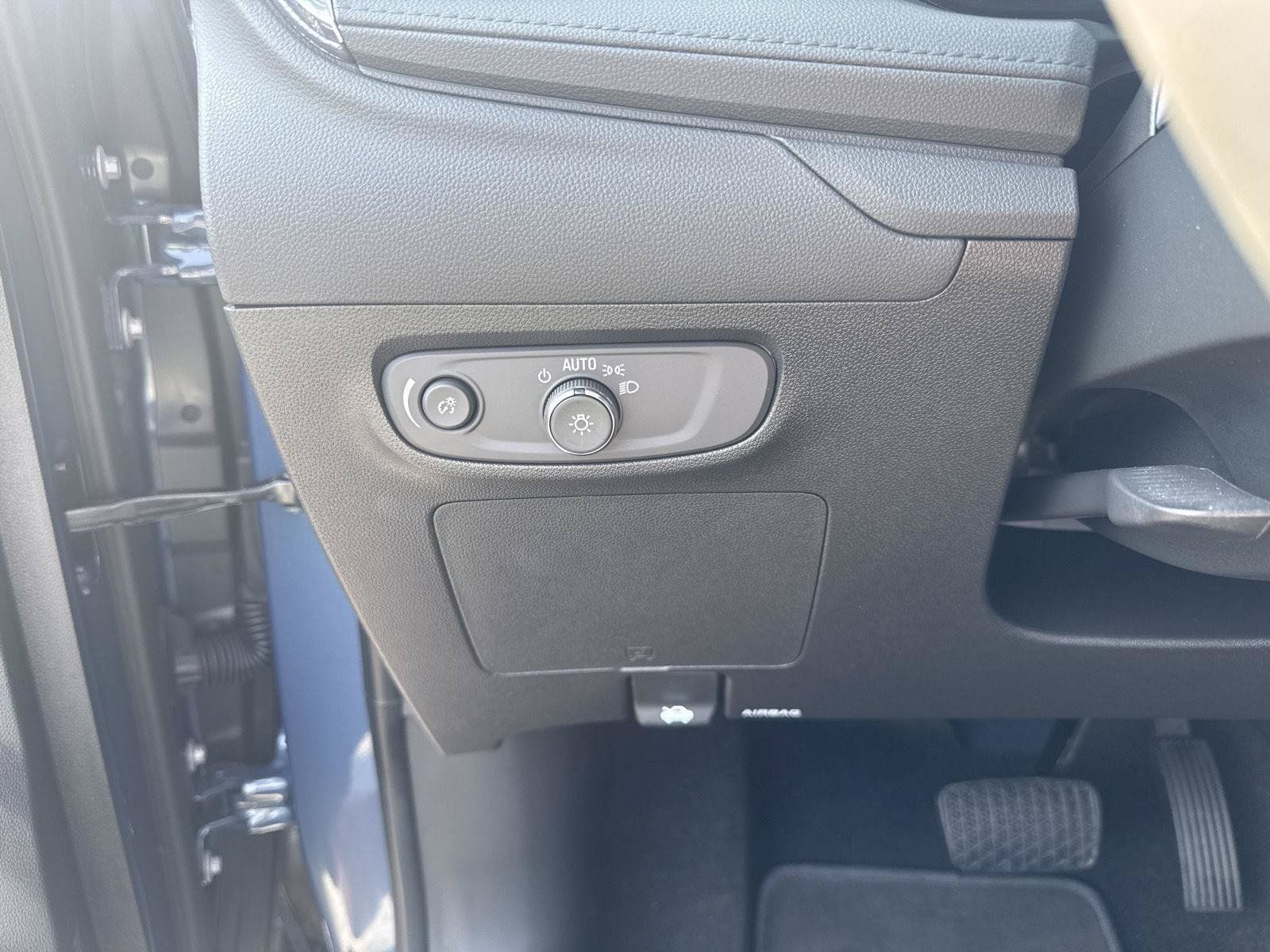 Used 2025 Buick Encore GX Preferred w/ Comfort Package FWD image 20