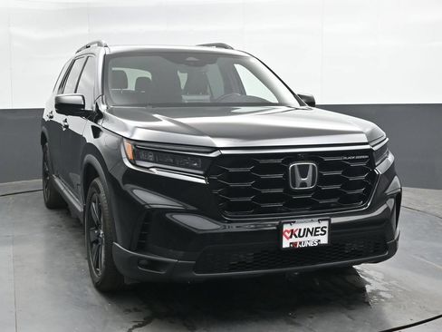 Used 2023 Honda Pilot Elite image 5