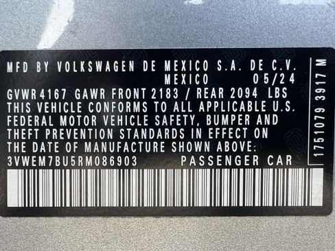 Used 2024 Volkswagen Jetta SE FWD image 35