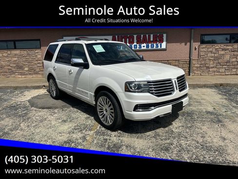 Used 2017 Lincoln Navigator Reserve RWD image 1