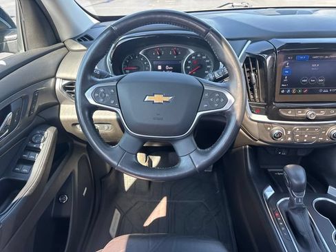 Used 2021 Chevrolet Traverse Premier w/ LPO, Floor Liner Package AWD/4WD image 16