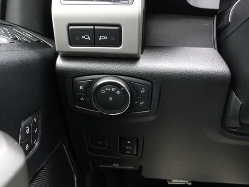 Used 2021 Ford F250 Lariat AWD/4WD image 10