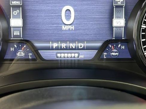 Used 2019 RAM 1500 Laramie w/ Sport Appearance Package AWD/4WD image 10