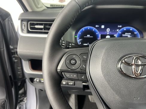 Used 2024 Toyota RAV4 Limited w/ Advanced Technology Package FWD image 17