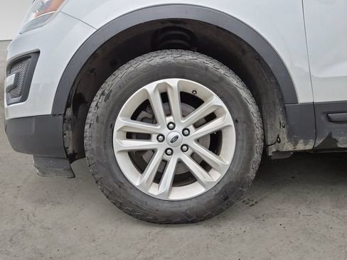Used 2017 Ford Explorer 4WD image 9