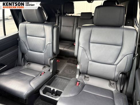 Used 2024 Toyota Sequoia Platinum image 42