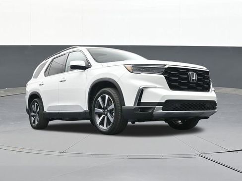 Used 2025 Honda Pilot Touring image 52