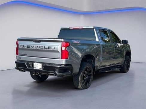 Used 2021 Chevrolet Silverado 1500 LT Trail Boss w/ LPO, Dark Essentials Package AWD/4WD image 3