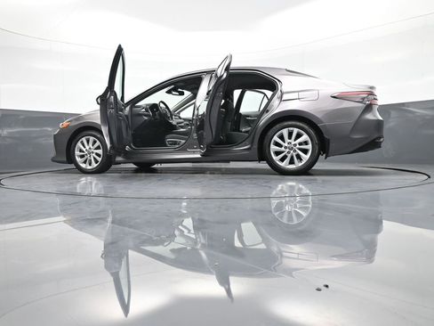 Certified 2023 Toyota Camry LE image 48