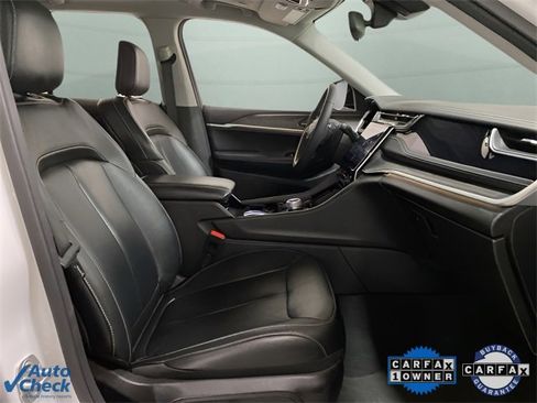 Used 2022 Jeep Grand Cherokee Limited 4xe image 20