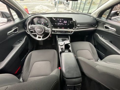 Certified 2023 Kia Sportage LX image 8