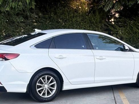 Used 2018 Hyundai Sonata SE FWD image 4