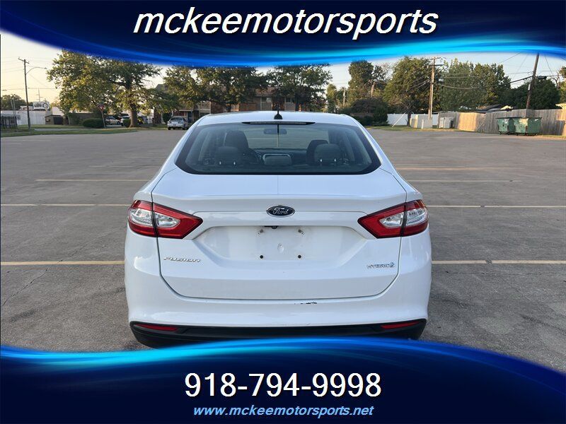 Used 2016 Ford Fusion S FWD image 4
