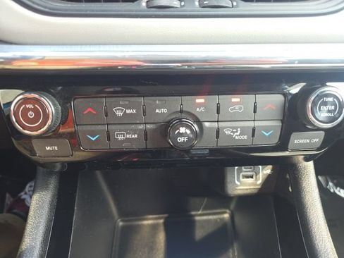 Certified 2022 Jeep Compass Limited AWD/4WD image 22